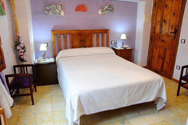 Hotel Casa De La Fuente Alcorisa Szoba fotó
